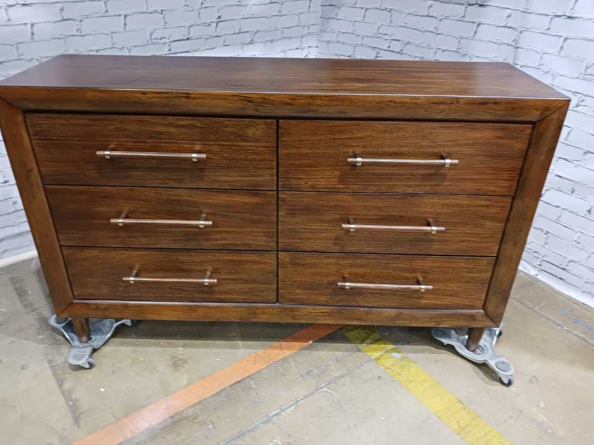 Lyncott Dresser - Gallery Image 10